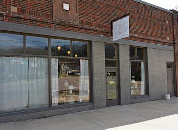 iowa/backbone-state-park/shop/styled-abode