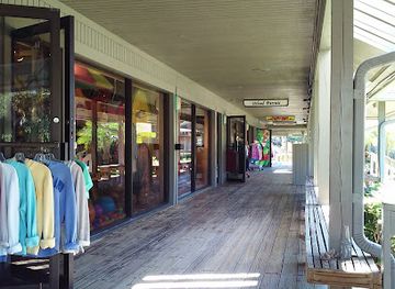 florida/sanibel-island/shop/periwinkle-place
