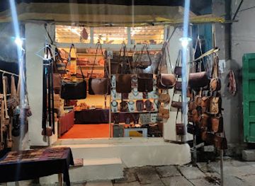 india/hampi/shop/the-incense-museum