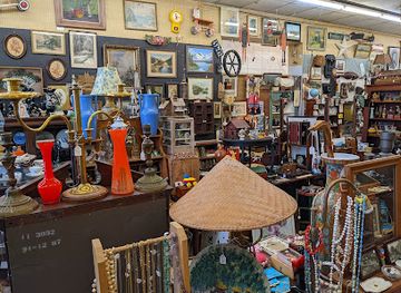 vermont/green-mountains-national-forest/shop/across-the-street