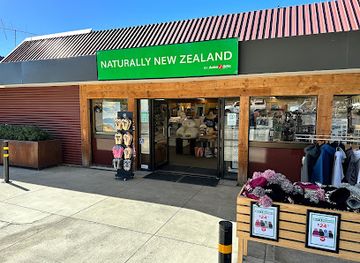 new-zealand/mount-cook-national-park/shop/naturally-new-zealand-tekapo