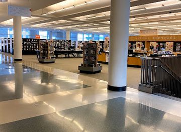 ohio/akron/shop/library-shop-at-main