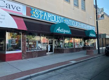 new-mexico/roswell/shop/stardust-antiques-art-artifacts