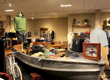 iowa/dubuque/shop/graham-s-style-store