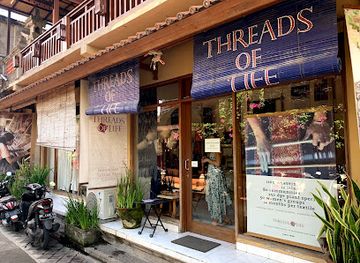 indonesia/ubud/shop/threads-of-life-store