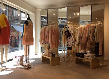 belgium/namur/shop/essentiel-antwerp