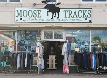 minnesota/gunflint-trail/shop/moose-tracks