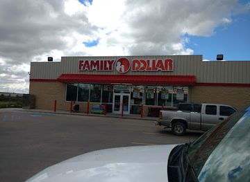 north-dakota/lake-sakakawea/shop/family-dollar