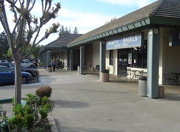 california/walnut-creek/shop/countrywood-shopping-center