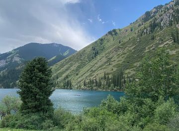 kazakhstan/kolsai-lakes-national-park/shop/ozero-kol-say-zimoy