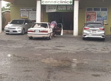 jamaica/runaway-bay/shop/canna-clinic-runaway-bay-cannabis-dispensary-jamaica