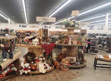 washington/the-yakima-valley/shop/summit-thrift