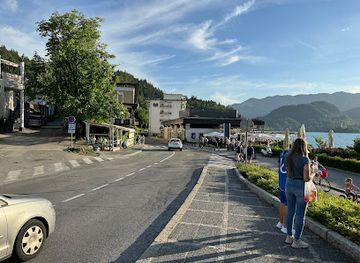 slovenia/lake-bled/shop/shopping-center-bled