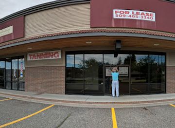 washington/spokane-river/shop/wandermere-mall