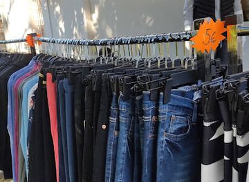 montenegro/tivat/shop/deniz-ata-man-woman-kids-boutigue