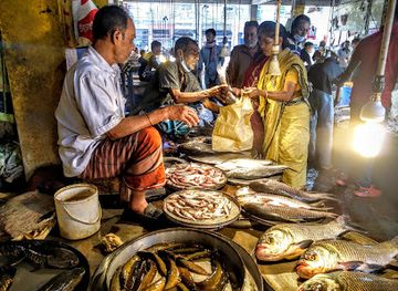 bangladesh/greater-barisal/shop/notun-bazar-fish-market