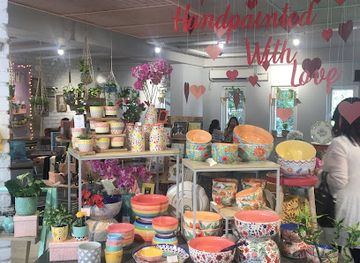 india/bengaluru/indiranagar/shop/the-wishing-chair