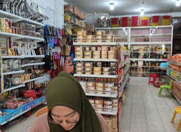 indonesia/makassar/shop/toko-serba-ole-ole
