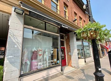 canada/kingston-and-the-islands/shop/house-of-angelis-by-appointment-only