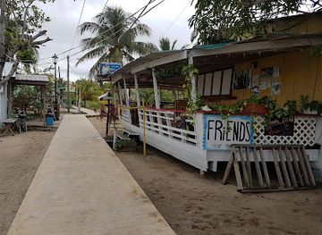 belize/southern-belize-barrier-reef/shop/seahorse-dive-shop
