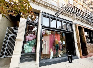 ohio/cincinnati/downtown-cincinnati/shop/sloane-boutique