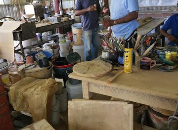 barbados/welchman-hall-gully/shop/hamilton-s-pottery