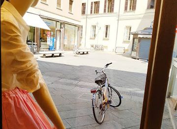 italy/emilia-romagna-riviera/shop/max-mara