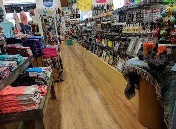 tennessee/pigeon-forge/shop/simply-southern