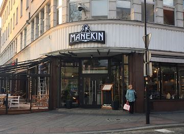 poland/opole/shop/manekin