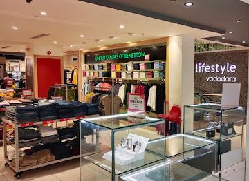 india/vadodara/shop/lifestyle-stores