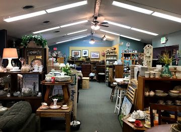washington/the-yakima-valley/shop/lighthouse-thrift