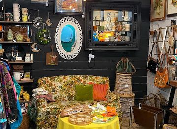 florida/fort-walton-beach/shop/vintage-on-the-coast