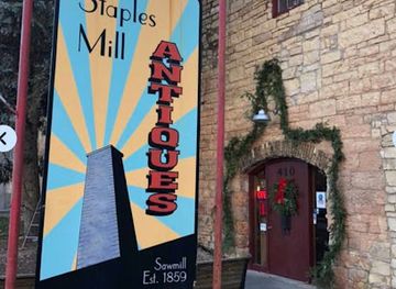 minnesota/stillwater/shop/staples-mill-antiques