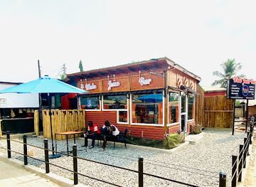 ghana/wli-waterfalls/shop/wala-juice-bar