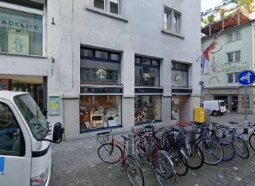 switzerland/zurich/lindenhof/shop/kuttelgasse