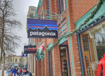colorado/breckenridge-ski-resort/shop/patagonia