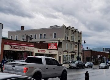 new-hampshire/franconia-notch-state-park/shop/just-l-modern-antiques