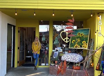 california/burbank/shop/thingsunique-burbank