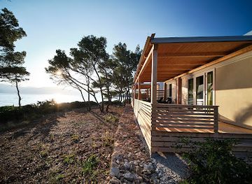 croatia/brac-island/shop/boutique-camping-bunja