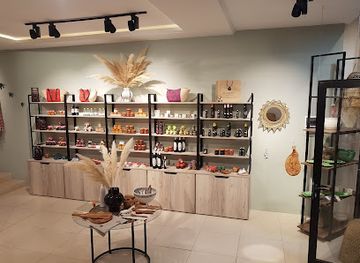 tunisia/sousse/port-el-kantaoui/shop/karrma-concept-store