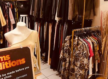 namibia/windhoek/shop/funky-fair-shop