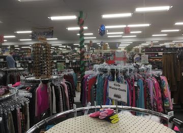 maine/lincoln-county/shop/renys-department-store