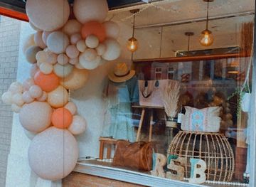 kentucky/henderson/shop/radiant-sun-boutique