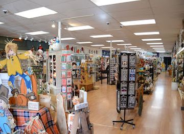 wisconsin/lake-geneva/shop/seasons-on-the-lake