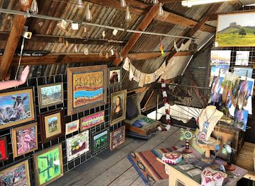 texas/red-river-valley/shop/red-m-gallery