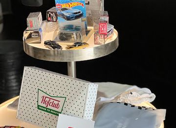 indonesia/yogyakarta/prawirotaman/shop/hofclub-official-store