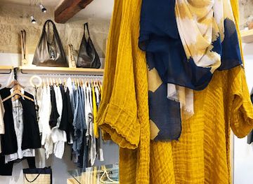 malta/northern-region/shop/blue-shop-valletta