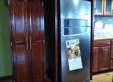 belize/san-ignacio/shop/joe-marr-family-boutique-furniture-shop