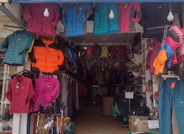 nepal/poon-hill/shop/third-pole-trekking-shop