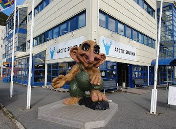 norway/nordkapp/shop/souvenir-honningsvag